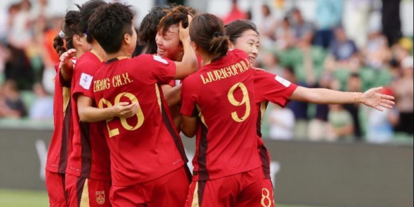 女足亚洲杯半决赛是场“故人局”，少了王霜的中国女足怎么办