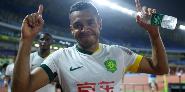 Kaiyun APP-离谱？国安29岁外援遭不可明说的伤病 回国做手术感染+现已不能动