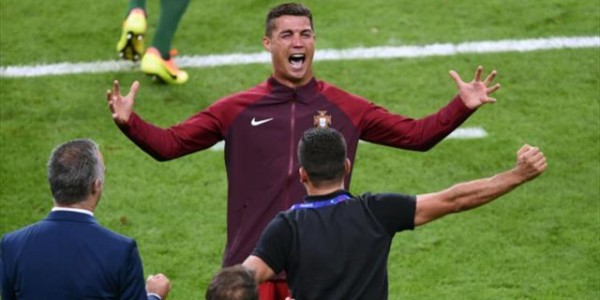 开云入口-梁熙明：还想找理想接盘侠？37岁C罗应该这么办