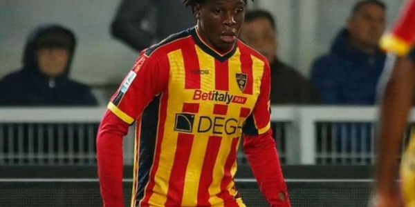 开云体育-曼联3500万敲定多尔久，意甲保级队出来个大救星？